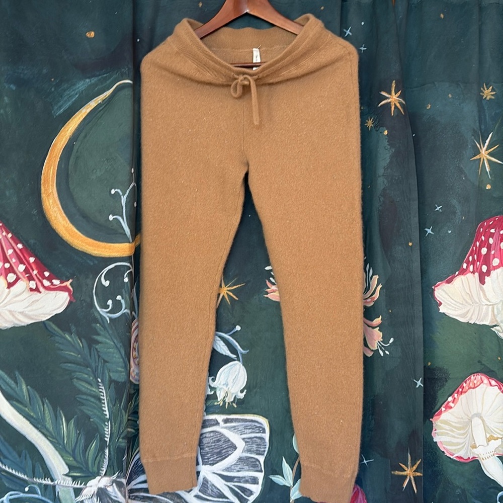 Elegant Tan Women's Joggers